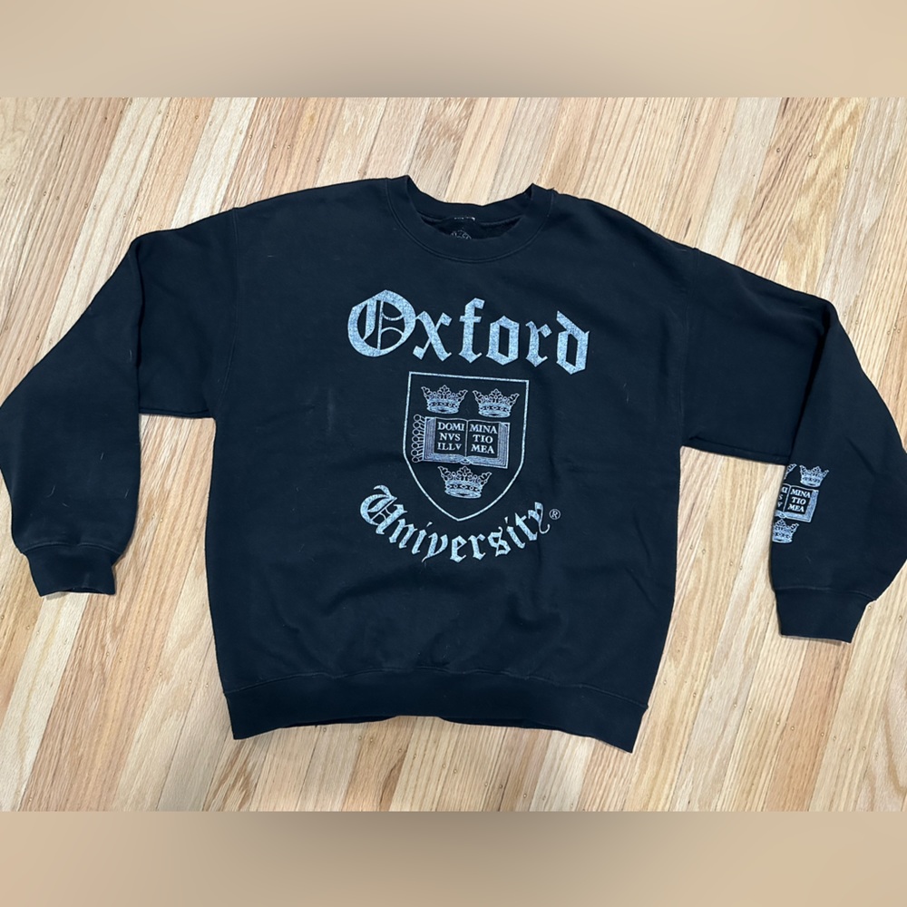 Oxford University vintage gothic olde English font sweatshirt black medium